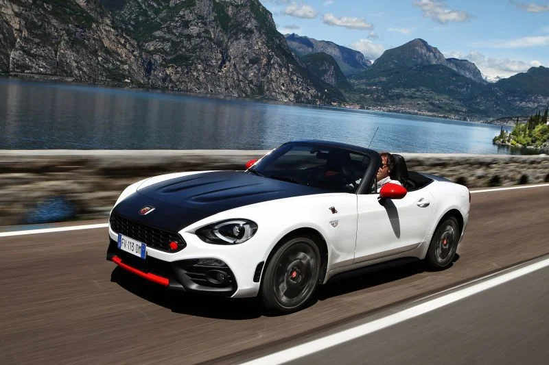 Abarth 124 Spider 1.4 MultiAir (170 Hp)2016 - 2019 thumbnail 17