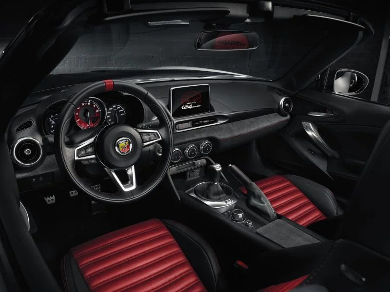 Abarth 124 Spider 1.4 MultiAir (170 Hp)2016 - 2019 thumbnail 3