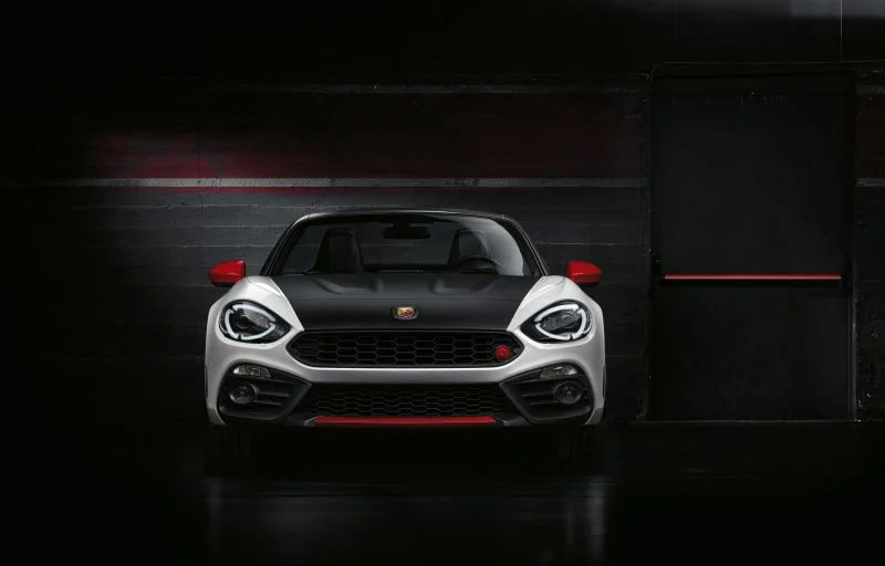 Abarth 124 Spider 1.4 MultiAir (170 Hp)2016 - 2019 thumbnail 10