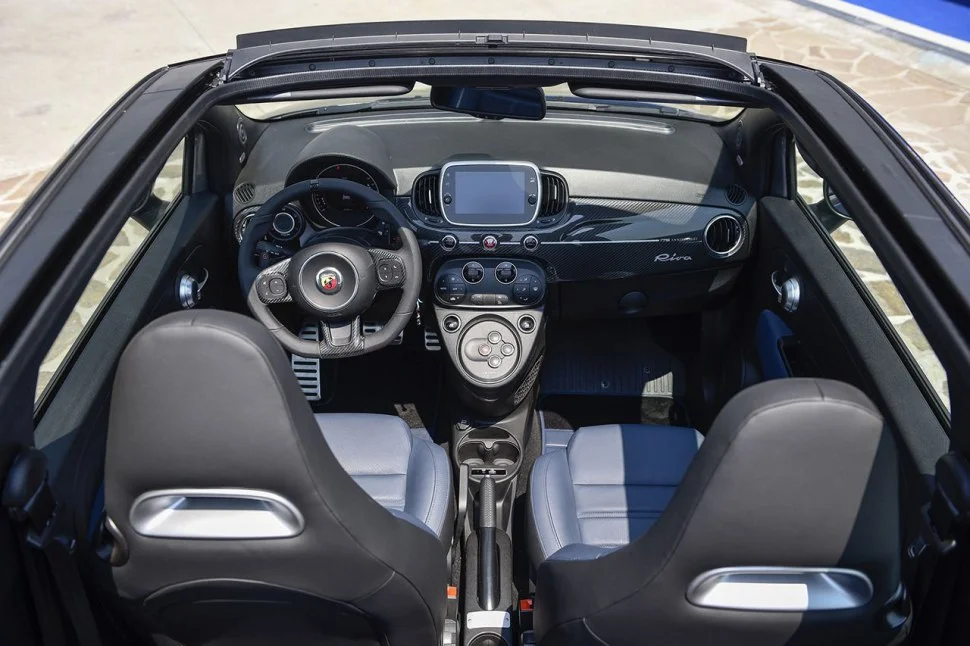 Abarth 595 1.4 T-Jet (145 Hp)2016 - - 1