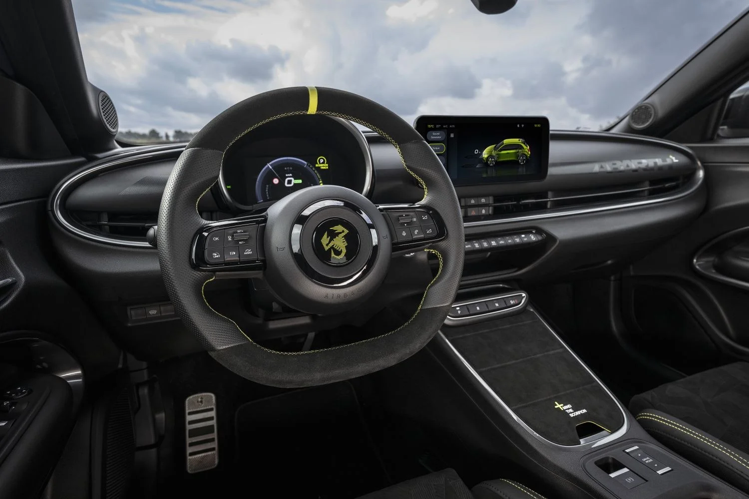 Abarth 600 Scorpionissima 54 kWh (282 Hp)2024 - thumbnail 12