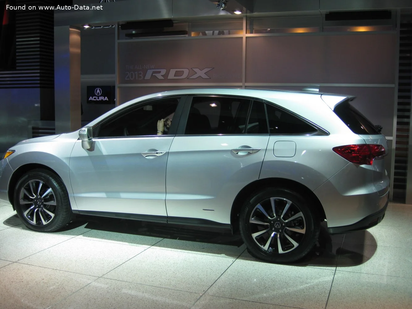 Acura RDX 3.5 V6 (273 Hp) Automatic2013 - 2015 thumbnail 3