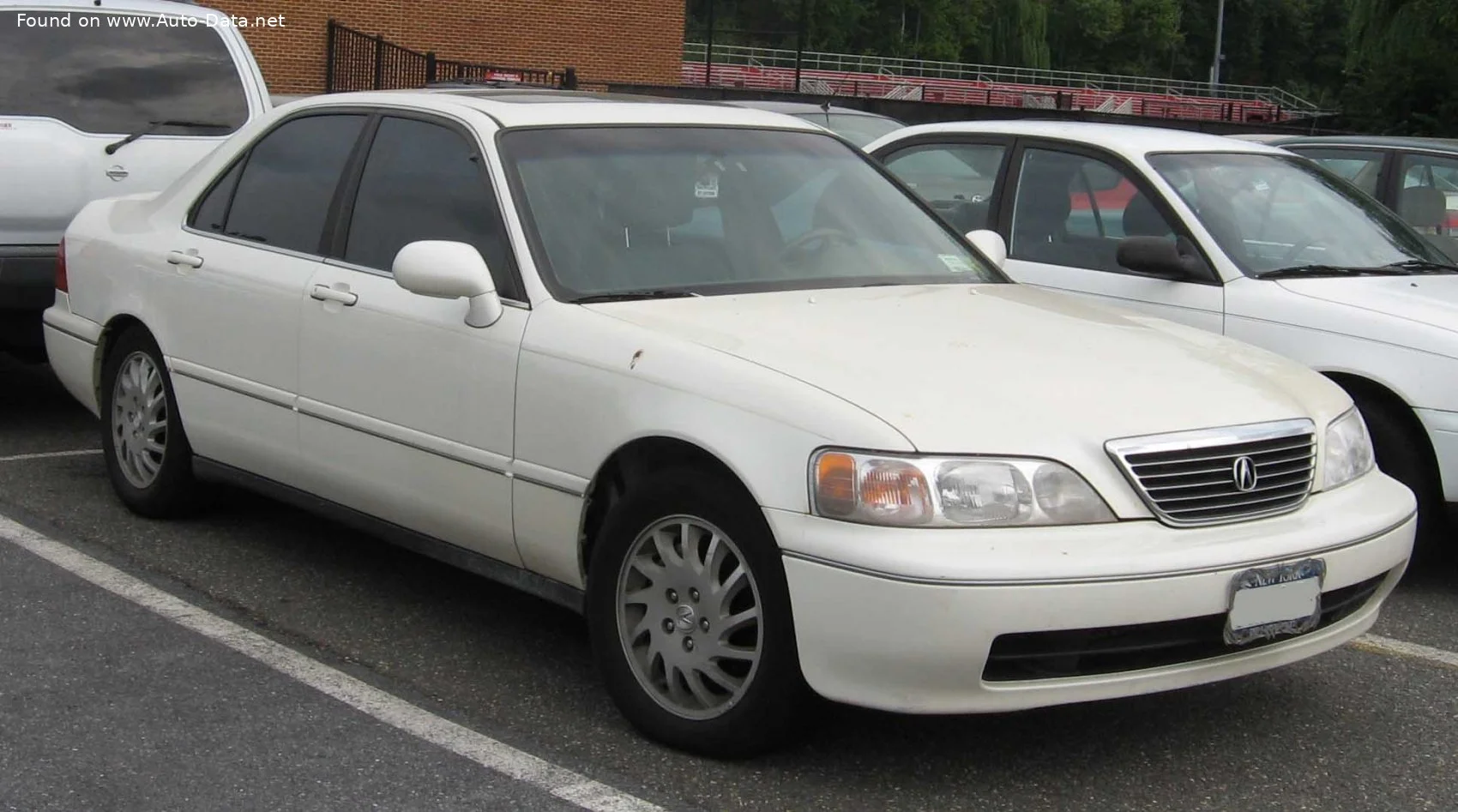 Acura RL 3.5 i V6 24V (208 Hp)1995 - 2001 thumbnail 2