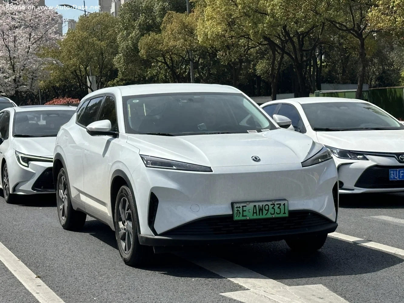 Aeolus Sky EV01 50.59 kWh (163 Hp) Electric2024 - - 1