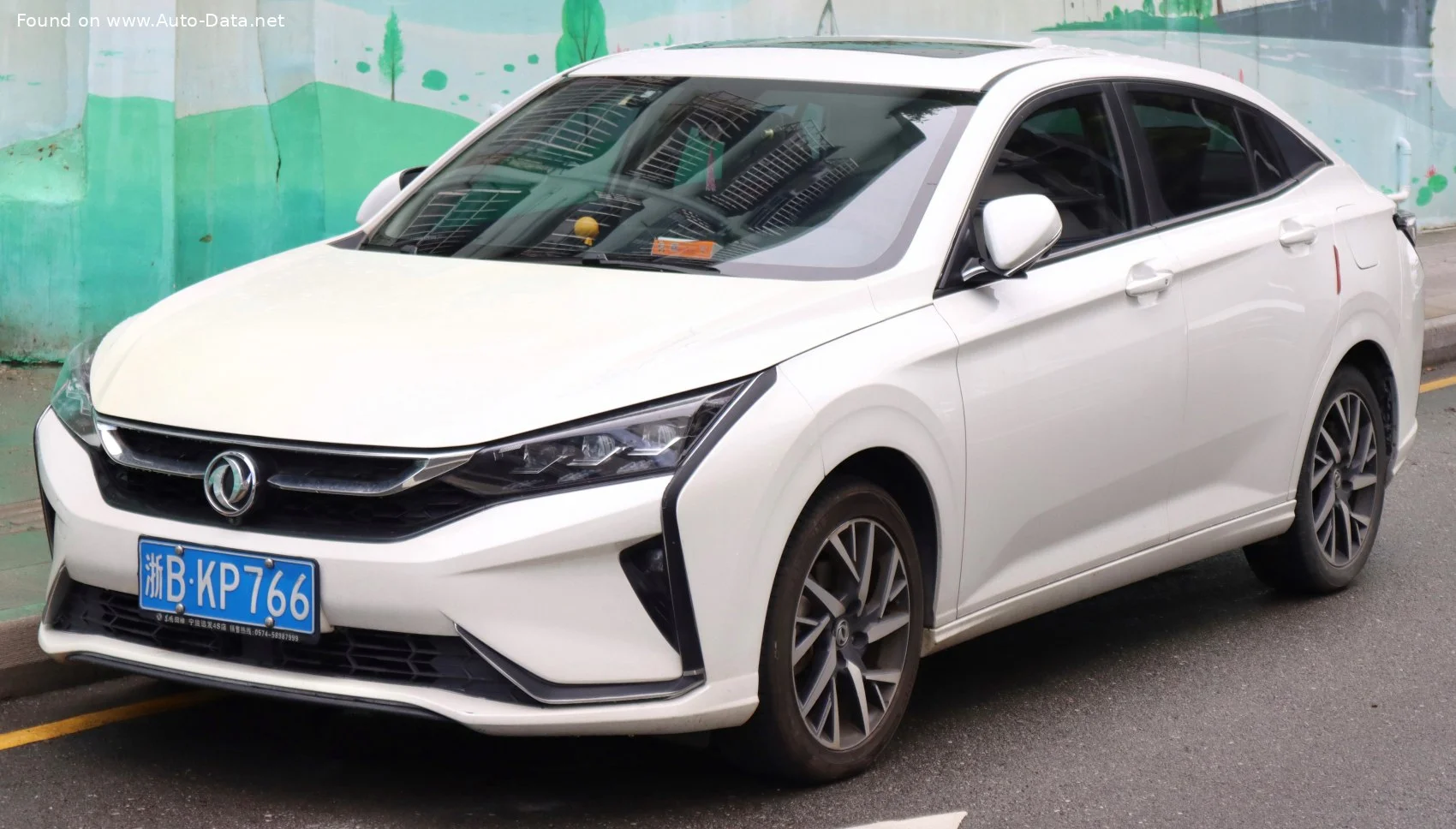 Aeolus Yixuan 1.0T (125 Hp)2020 - 2022 - 1