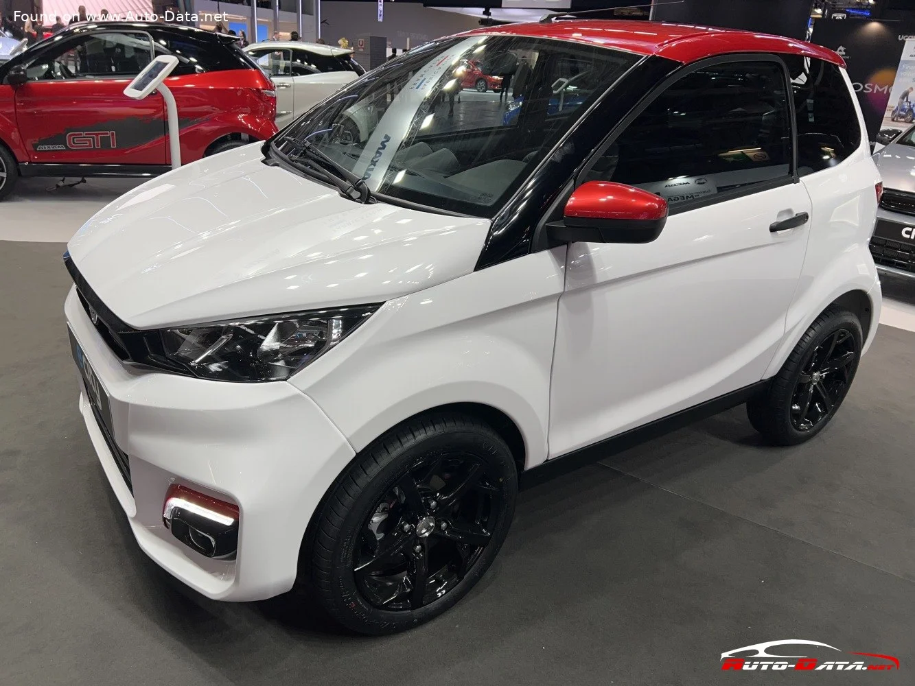 Aixam eAIXAM 5.1 kWh (8 Hp) VSD2019 - - 1