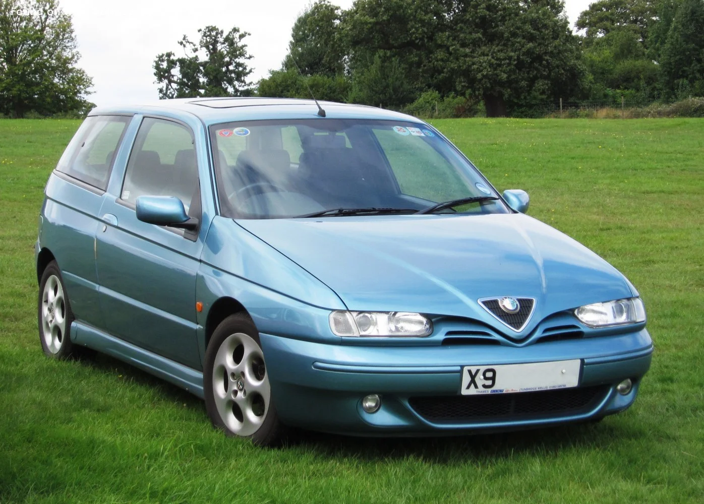 Alfa Romeo 145 modeli