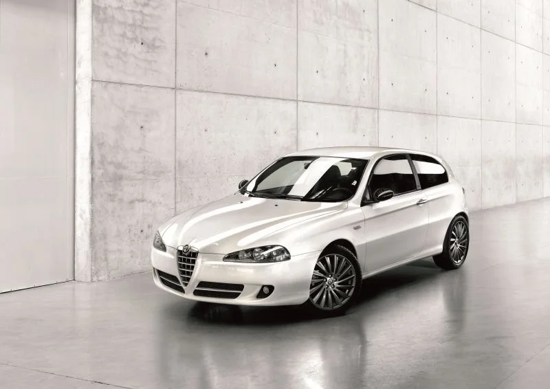 Alfa Romeo 147 Alfa Romeo 147 (facelift 2004) 3-doors