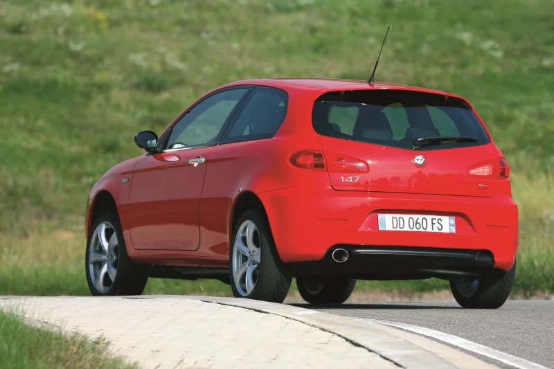 Alfa Romeo 147 1.6 Twin Spark (120 Hp)2004 - 2010 thumbnail 16