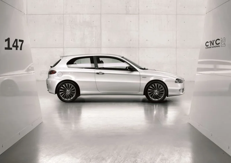 Alfa Romeo 147 1.6 Twin Spark (120 Hp)2004 - 2010 thumbnail 5