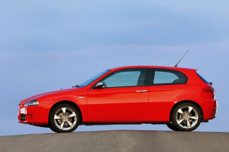 Alfa Romeo 147 1.6 Twin Spark (120 Hp)2004 - 2010 thumbnail 8