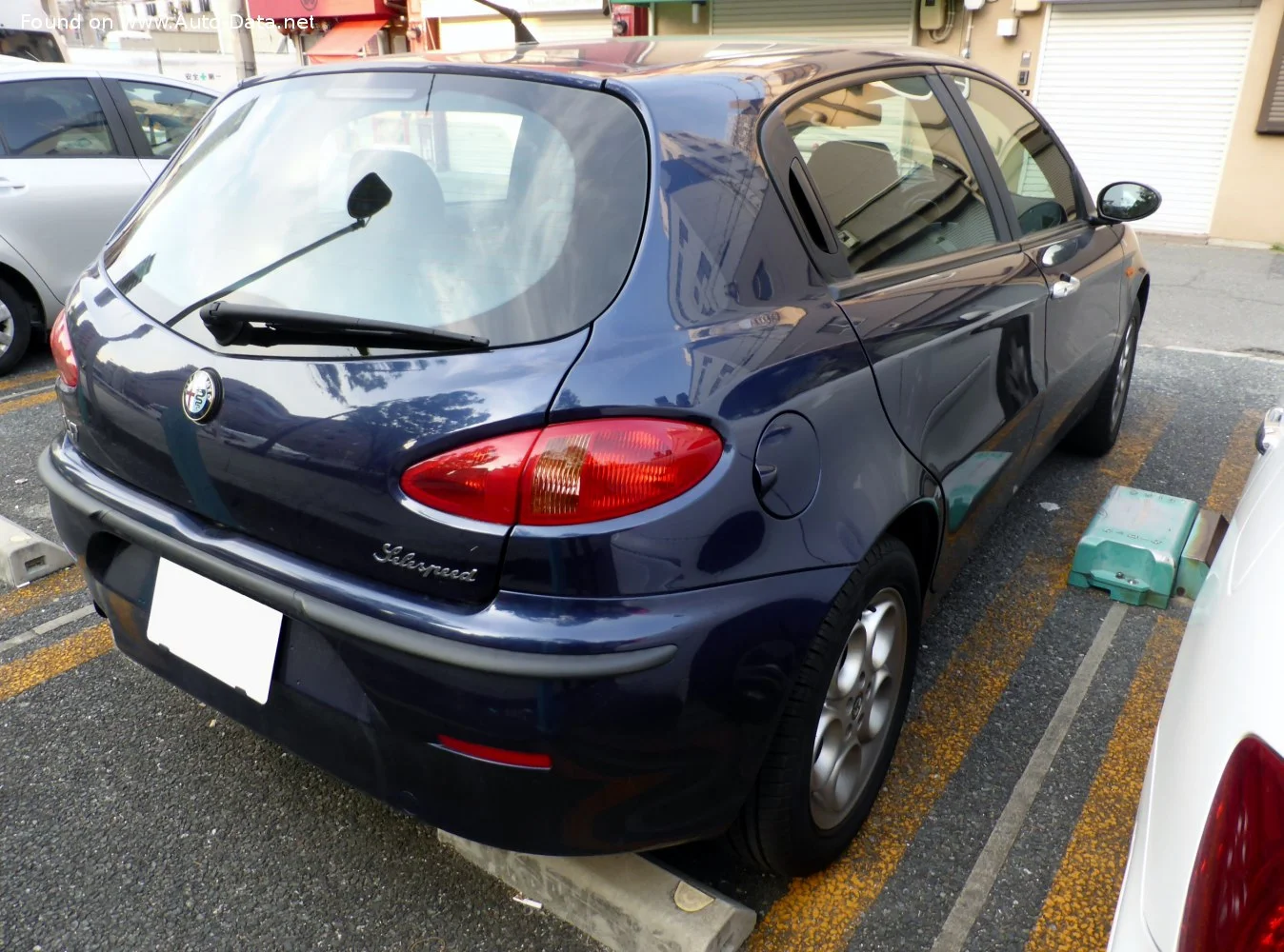 Alfa Romeo 147 1.6 Twin Spark (120 Hp)2000 - 2004 thumbnail 12