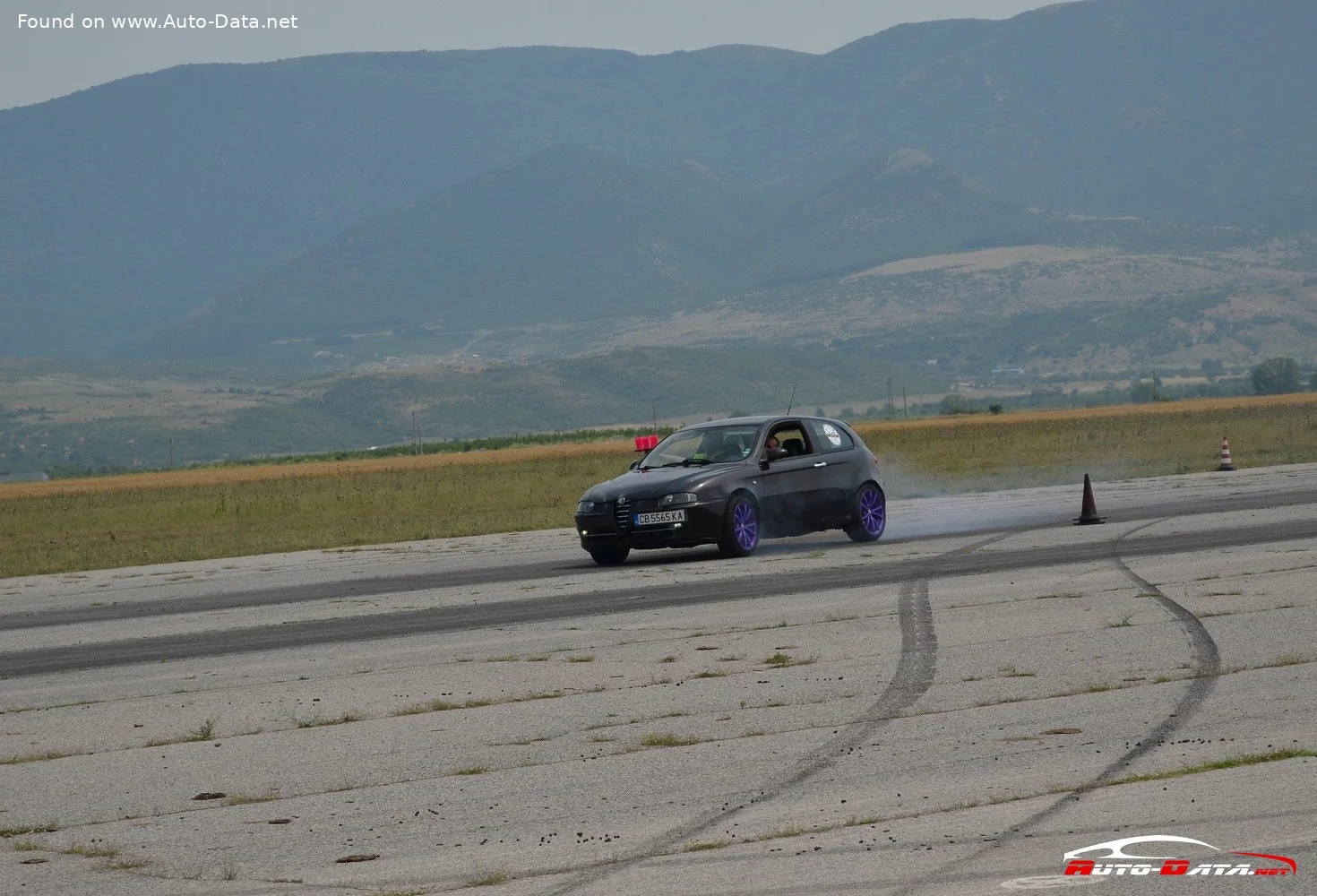 Alfa Romeo 147 1.6 Twin Spark (120 Hp)2000 - 2004 thumbnail 12