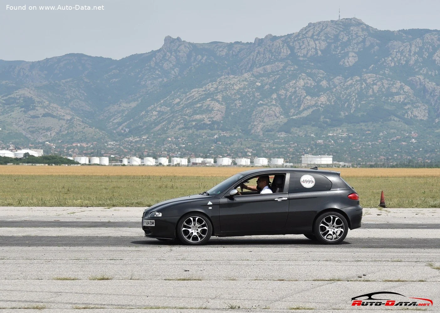 Alfa Romeo 147 1.6 Twin Spark (120 Hp)2000 - 2004 thumbnail 18