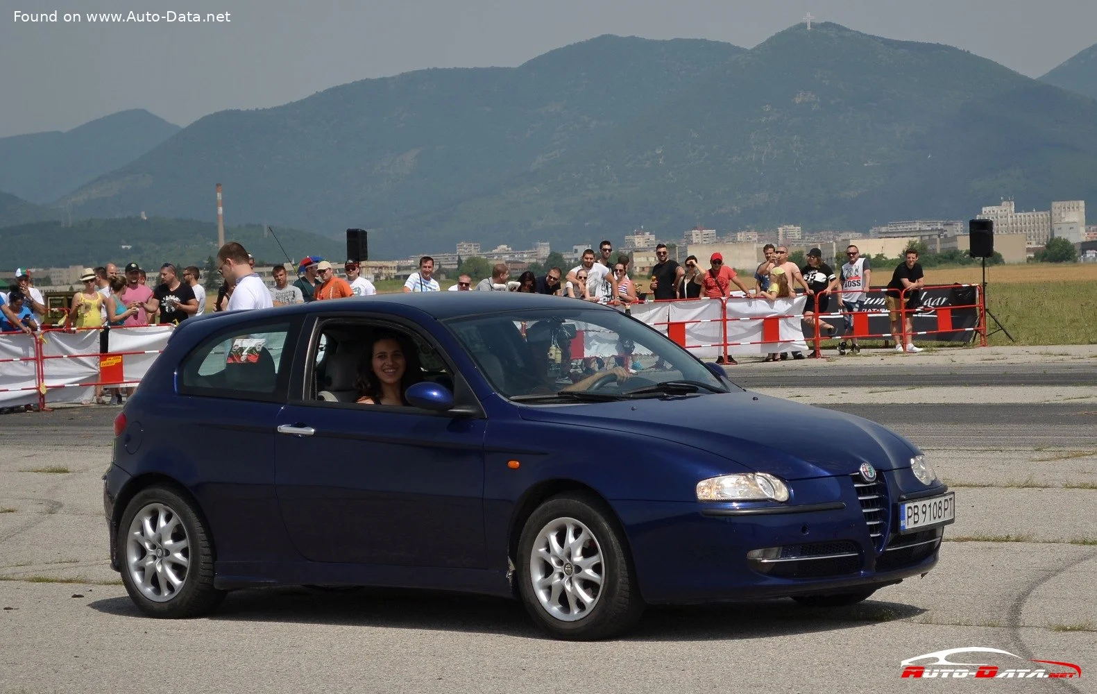 Alfa Romeo 147 1.6 Twin Spark (120 Hp)2000 - 2004 thumbnail 6