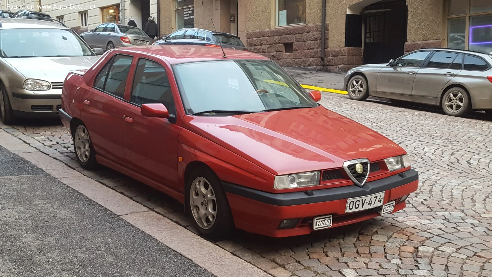 Alfa Romeo 155 modeli