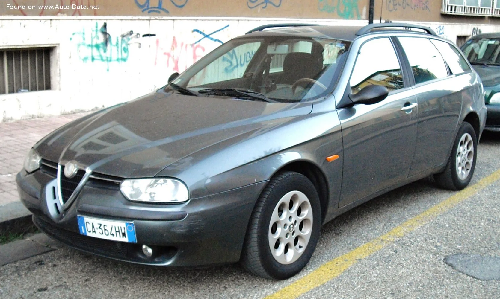 Alfa Romeo 156 1.6 16V Twin Spark (120 Hp)2000 - 2003 thumbnail 5