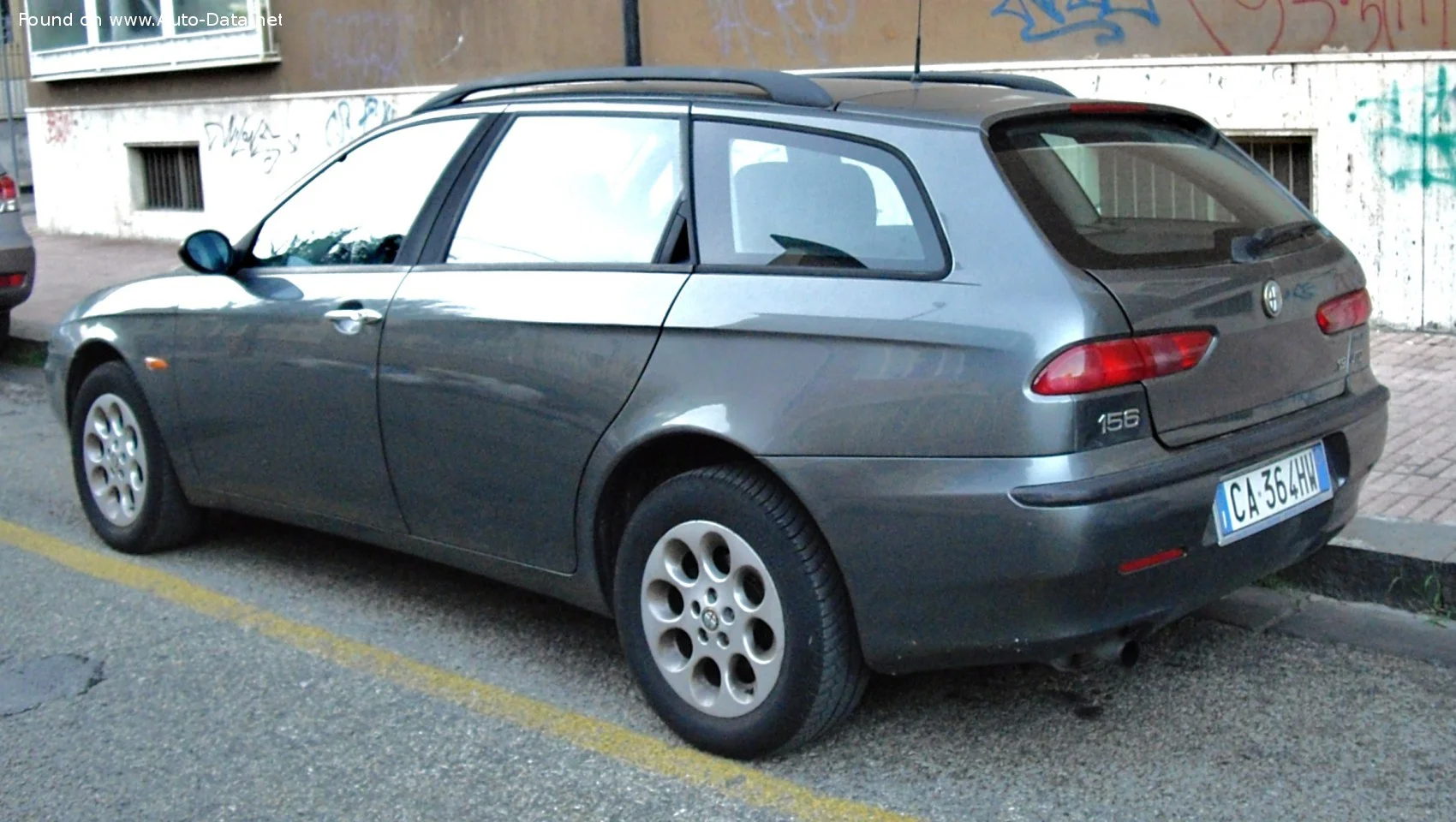 Alfa Romeo 156 1.6 16V Twin Spark (120 Hp)2000 - 2003 thumbnail 6