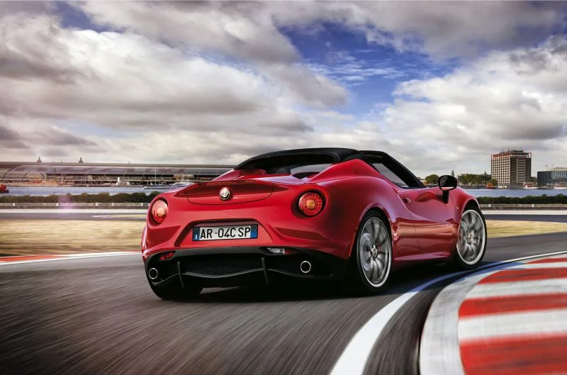 Alfa Romeo 4C 1.7 (240 Hp) TCT2015 - 2019 thumbnail 3