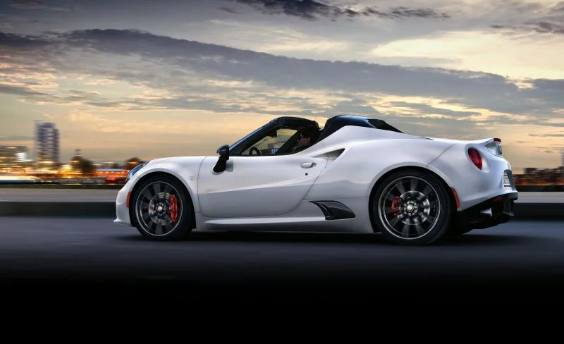 Alfa Romeo 4C 1.7 (240 Hp) TCT2015 - 2019 thumbnail 4