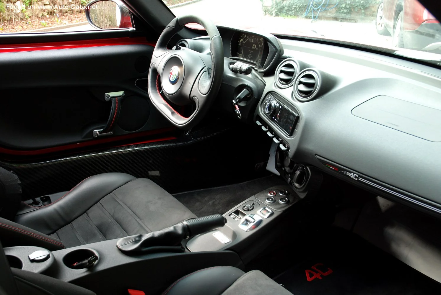Alfa Romeo 4C 1.7 (240 Hp) TCT2013 - 2016 thumbnail 18