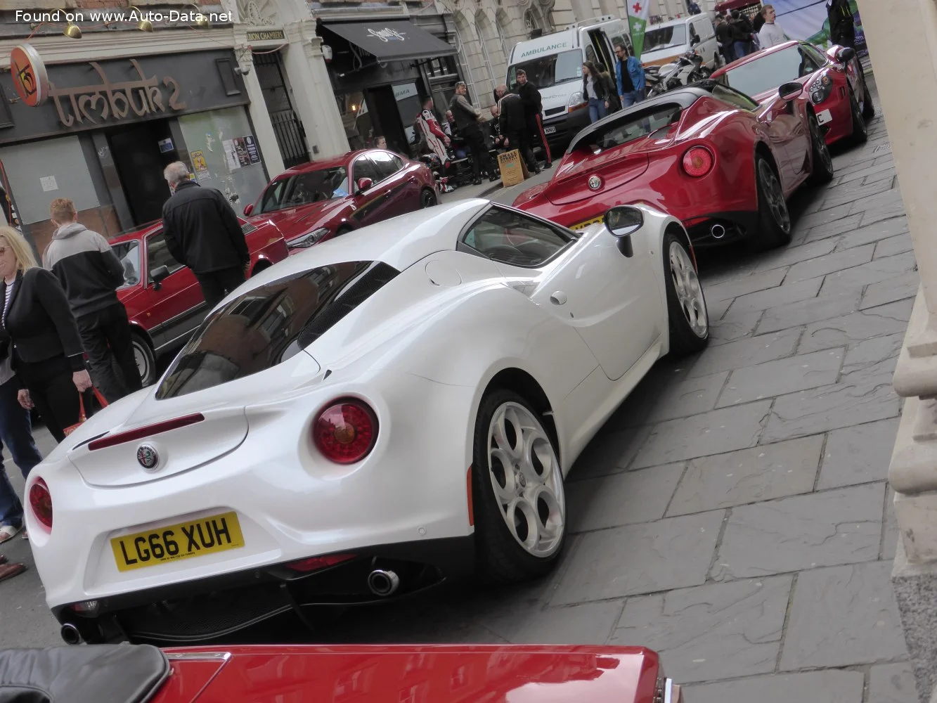 Alfa Romeo 4C 1.7 (240 Hp) TCT2013 - 2016 thumbnail 6