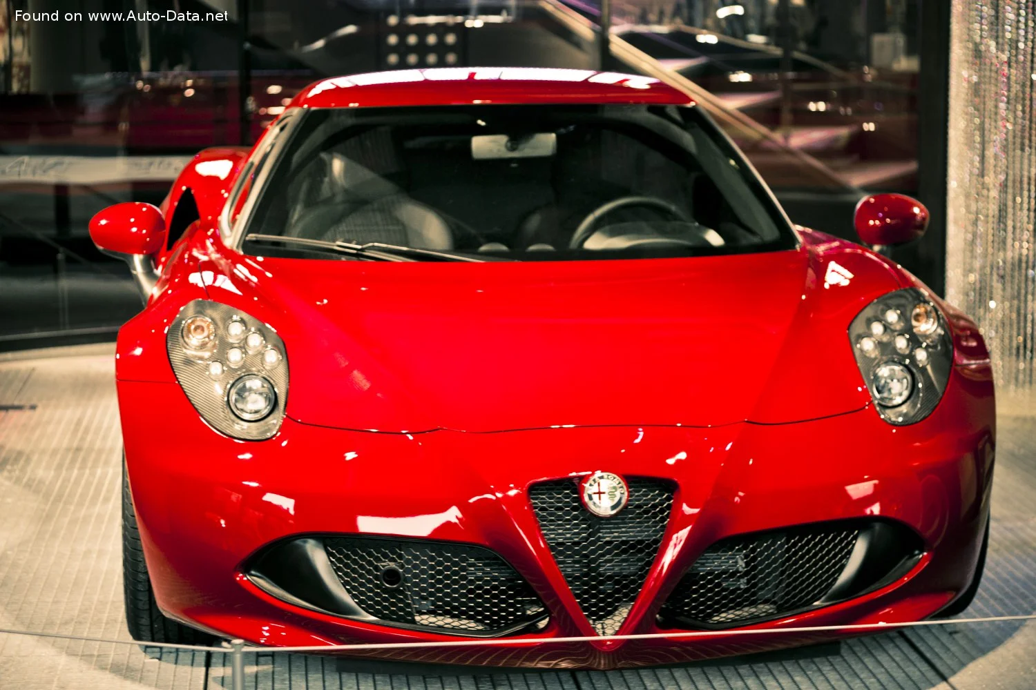 Alfa Romeo 4C 1.7 (240 Hp) TCT2013 - 2016 thumbnail 7