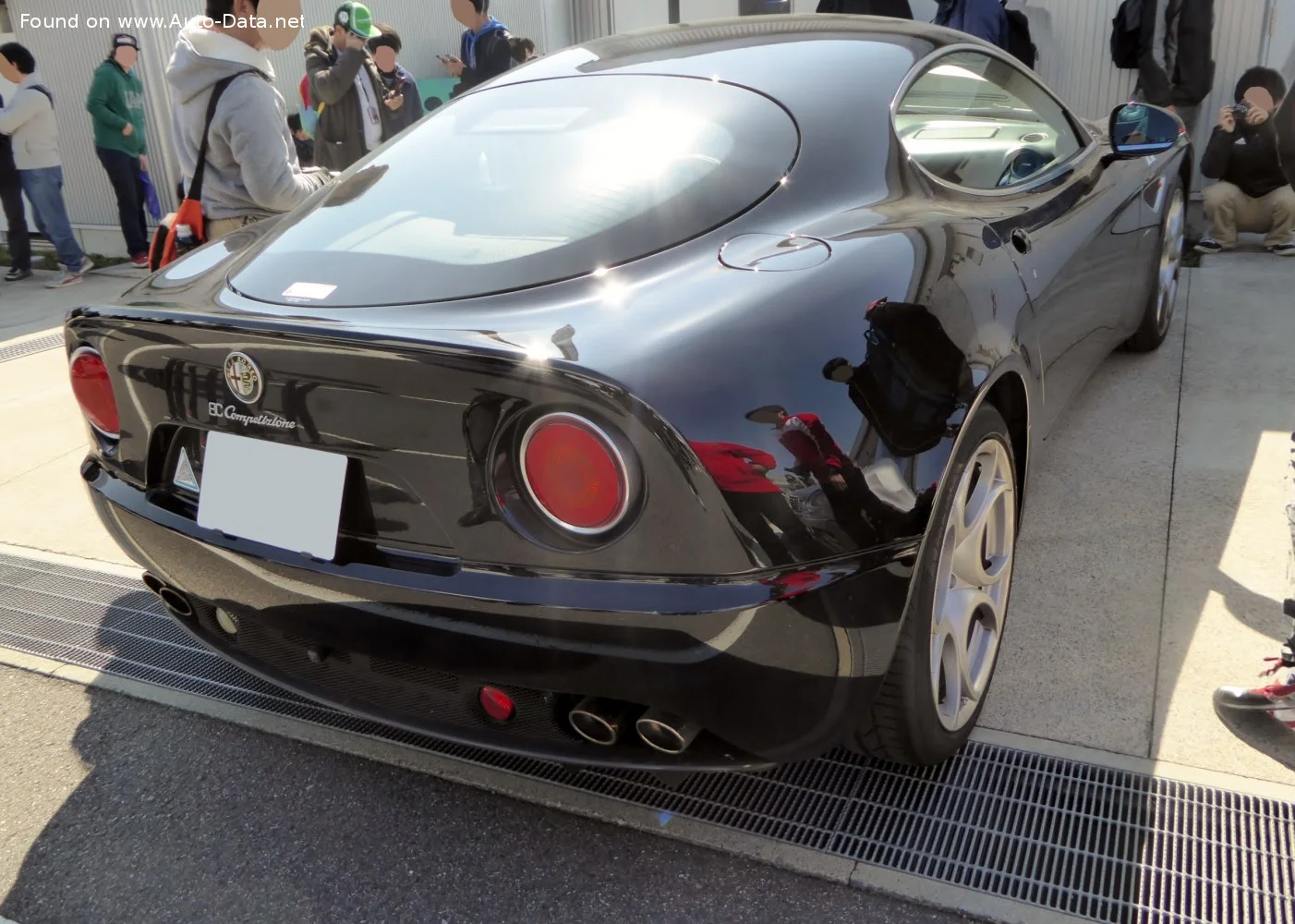 Alfa Romeo 8C Competizione 4.7i V8 32V (450 Hp)2007 - 2010 thumbnail 15