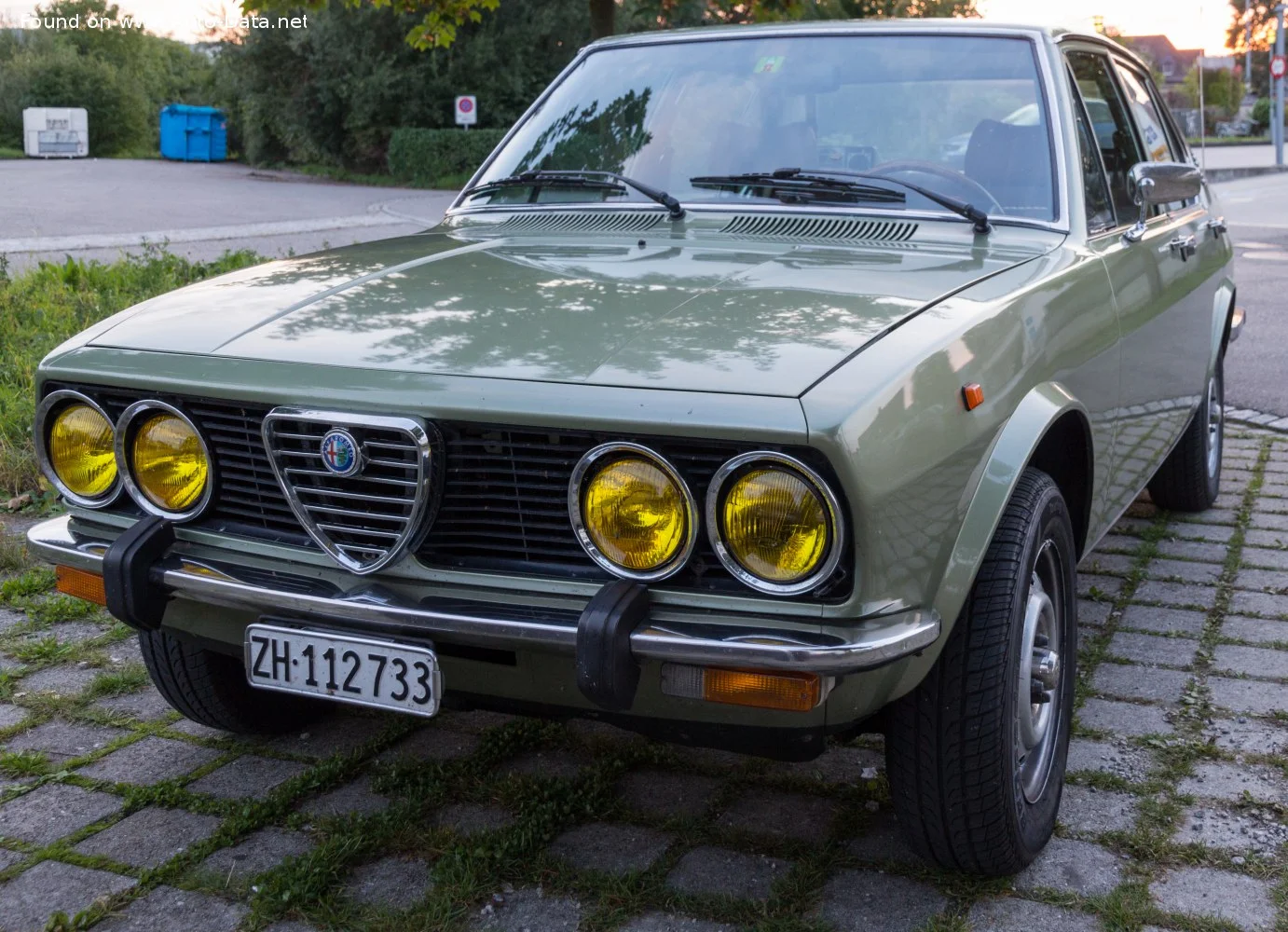 Alfa Romeo Alfetta 1.6 (107 Hp)1975 - 1984 - 1