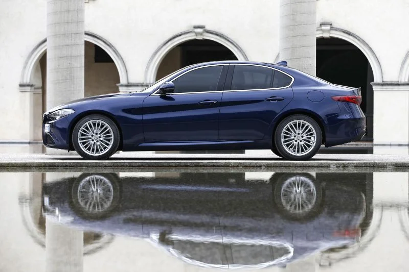 Alfa Romeo Giulia 2.0 Turbo (200 Hp) Automatic2016 - 2018 thumbnail 16