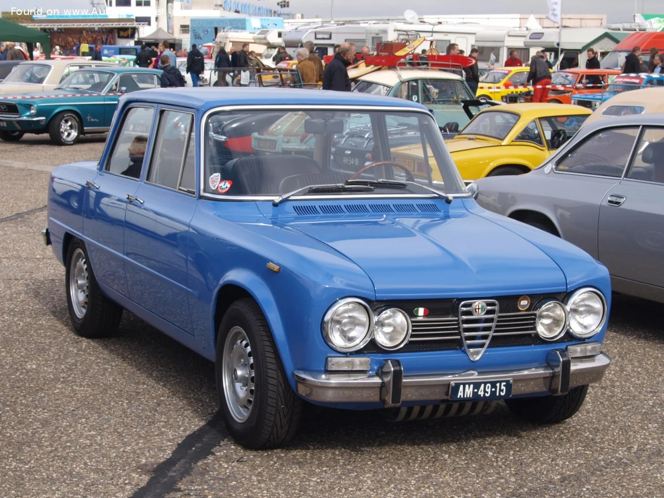 Alfa Romeo Giulia 1300 Super (87 Hp)1974 - 1978 thumbnail 14