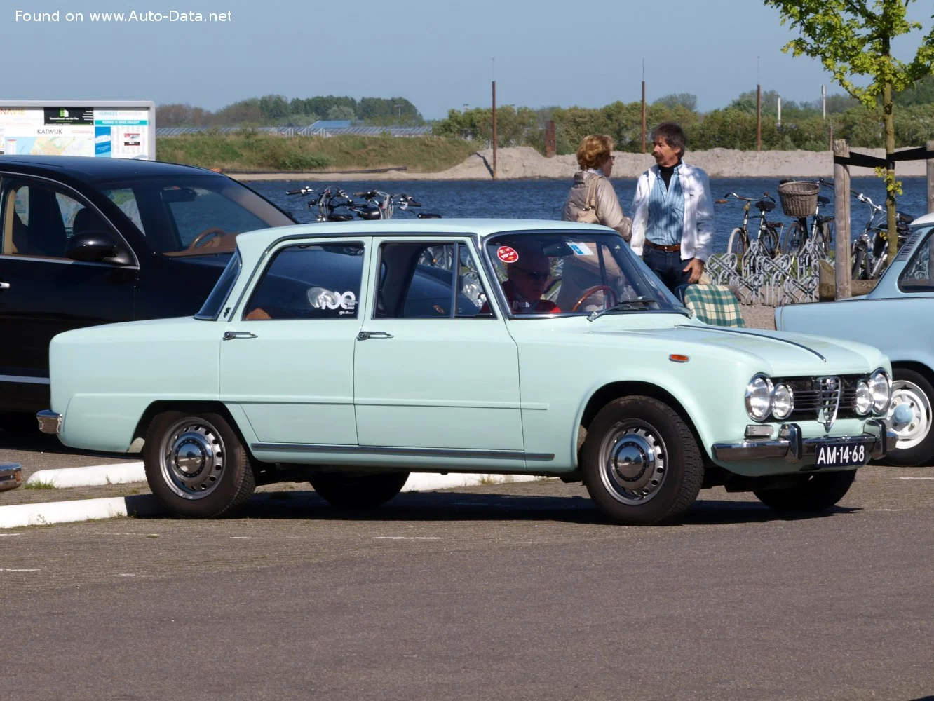 Alfa Romeo Giulia 1300 Super (87 Hp)1974 - 1978 thumbnail 7