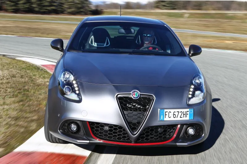 Alfa Romeo Giulietta 1.4 TB (120 Hp)2019 - 2020 thumbnail 11
