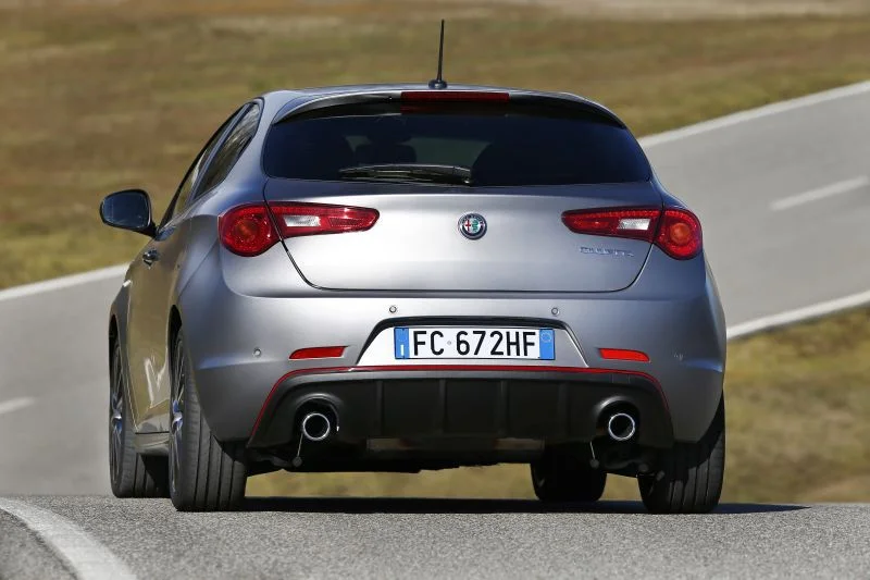 Alfa Romeo Giulietta 1.4 TB (120 Hp)2019 - 2020 thumbnail 12