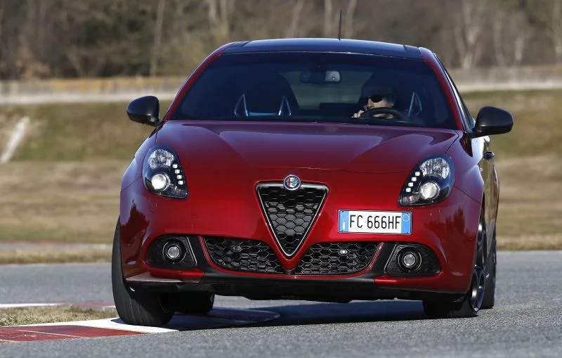 Alfa Romeo Giulietta 1.4 TB (120 Hp)2019 - 2020 thumbnail 14