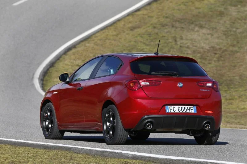 Alfa Romeo Giulietta 1.4 TB (120 Hp)2019 - 2020 thumbnail 15