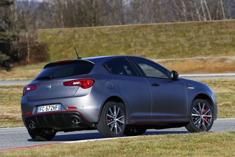 Alfa Romeo Giulietta 1.4 TB (120 Hp)2019 - 2020 thumbnail 9