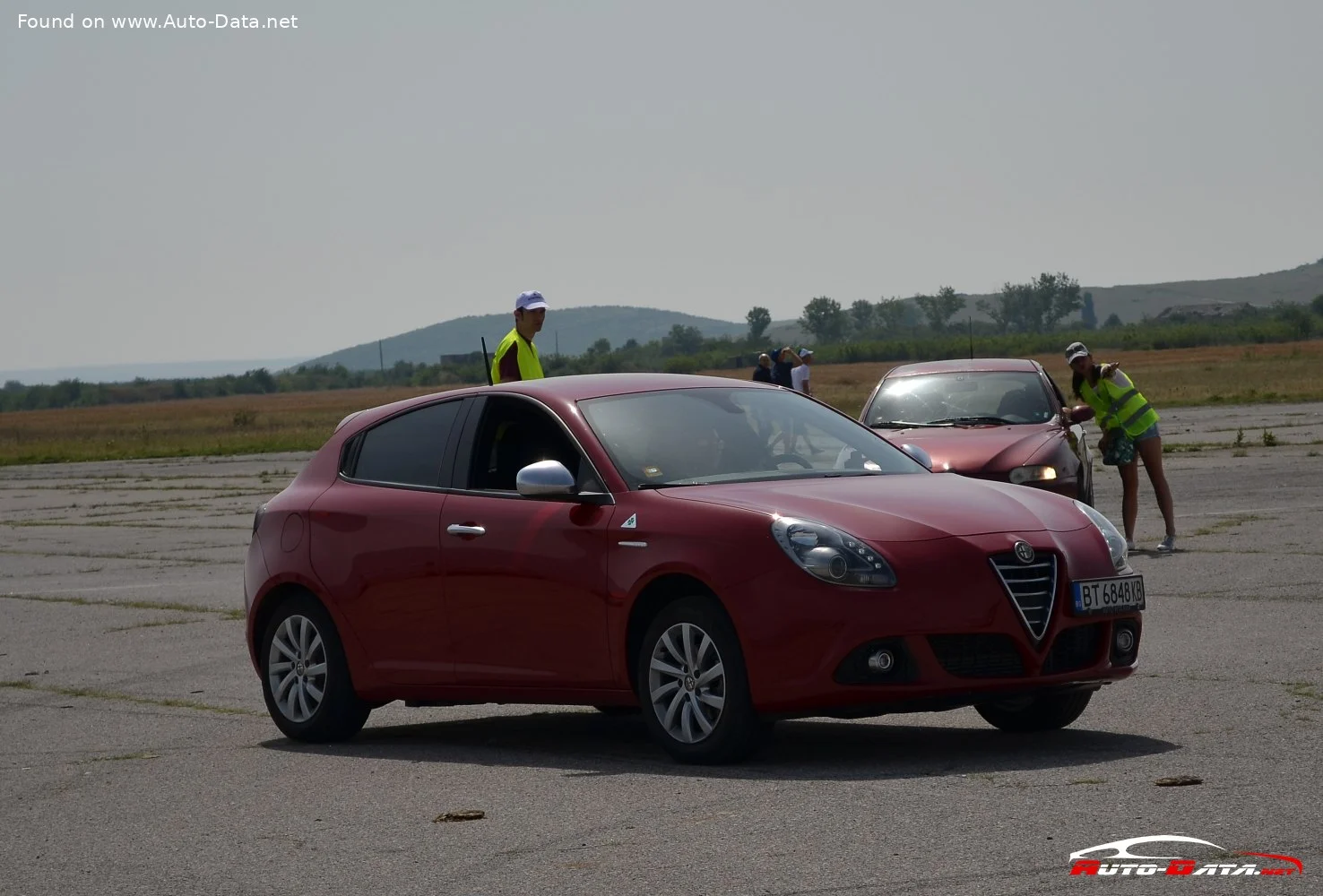 Alfa Romeo Giulietta 1.4 (105 Hp)2012 - 2016 thumbnail 2