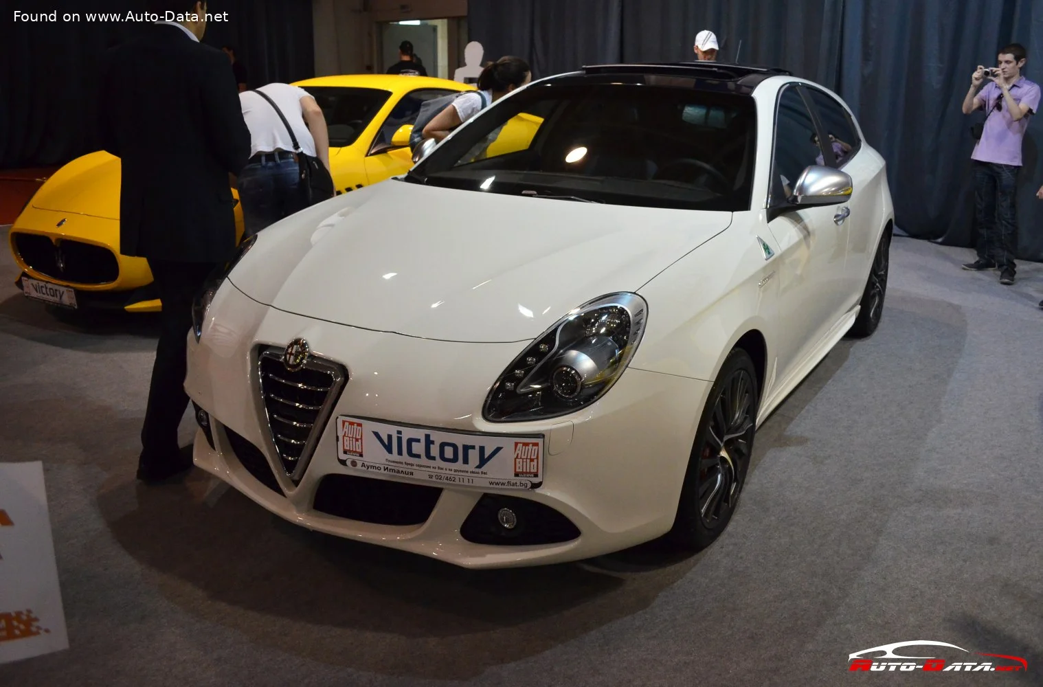 Alfa Romeo Giulietta 1.4 (105 Hp)2012 - 2016 thumbnail 13