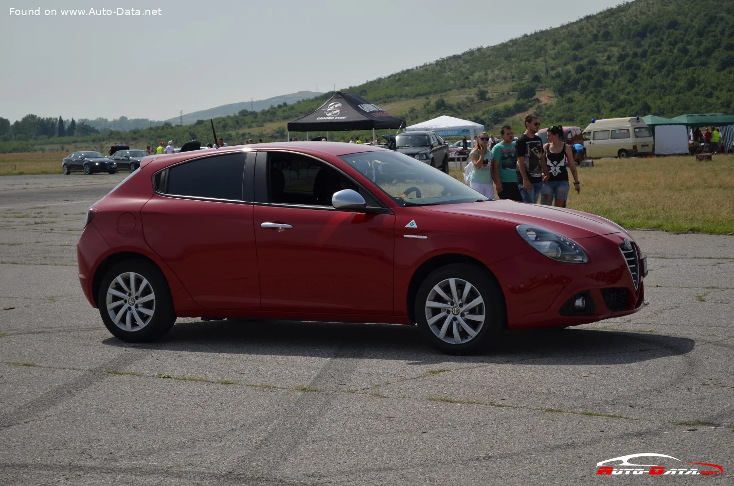 Alfa Romeo Giulietta 1.4 (105 Hp)2012 - 2016 thumbnail 5