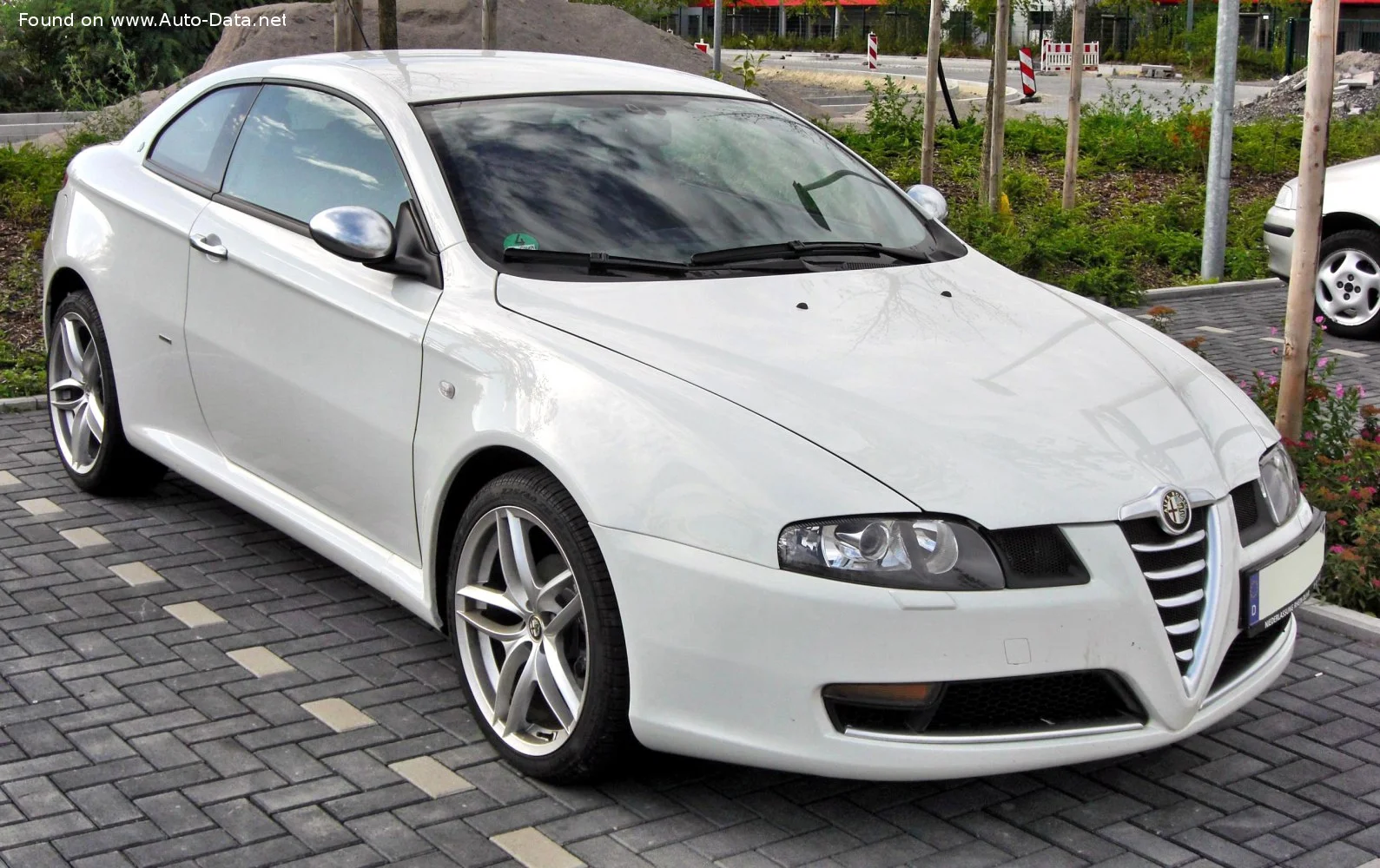 Alfa Romeo GT 1.8 Twin Spark (140 Hp)2003 - 2010 thumbnail 2