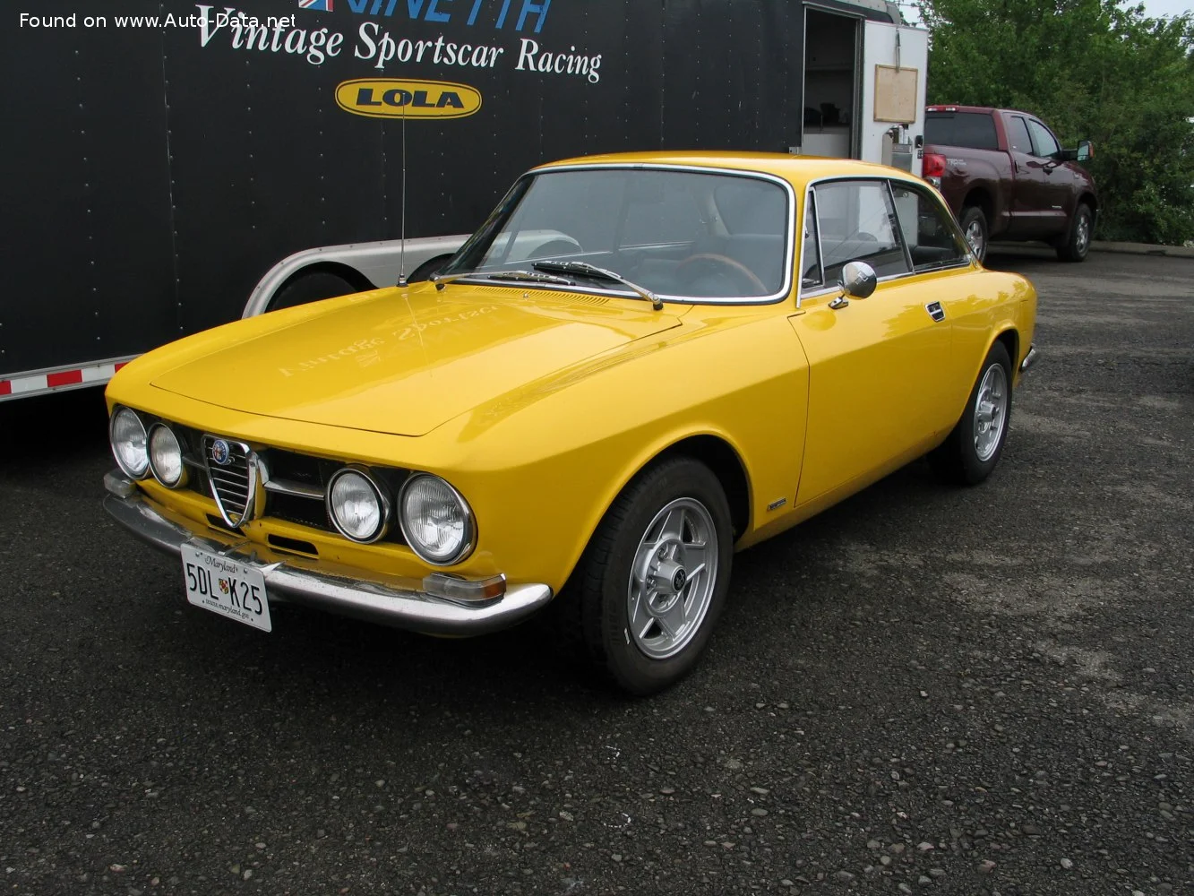 Alfa Romeo GT 1300 Junior (87 Hp)1966 - 1977 - 1