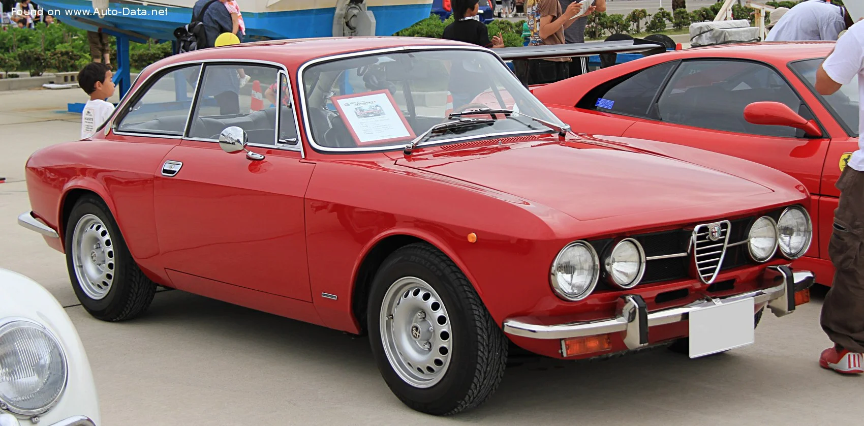 Alfa Romeo GT 1300 Junior (87 Hp)1966 - 1977 thumbnail 2