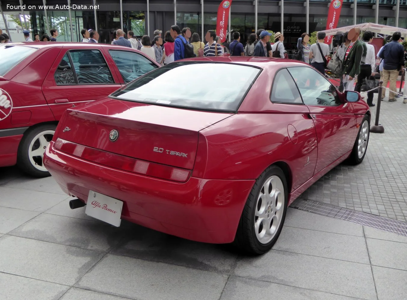 Alfa Romeo GTV 2.0 JTS (165 Hp)2003 - 2004 thumbnail 2