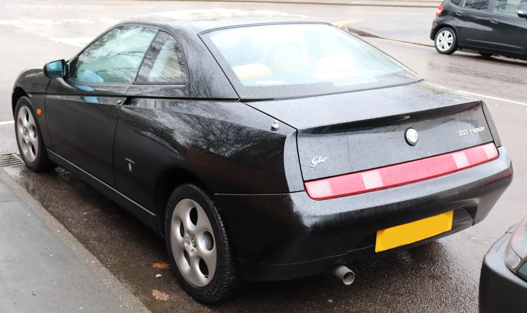 Alfa Romeo GTV 1.8 Twin Spark (144 Hp)1998 - 2003 thumbnail 12