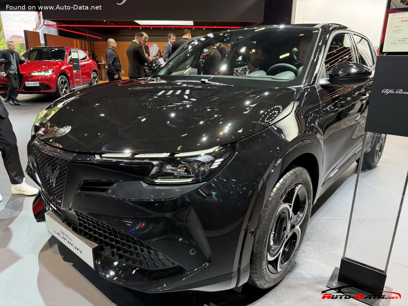 Alfa Romeo Junior 1.2 (136 Hp) Hybrid eDCT2024 - thumbnail 18