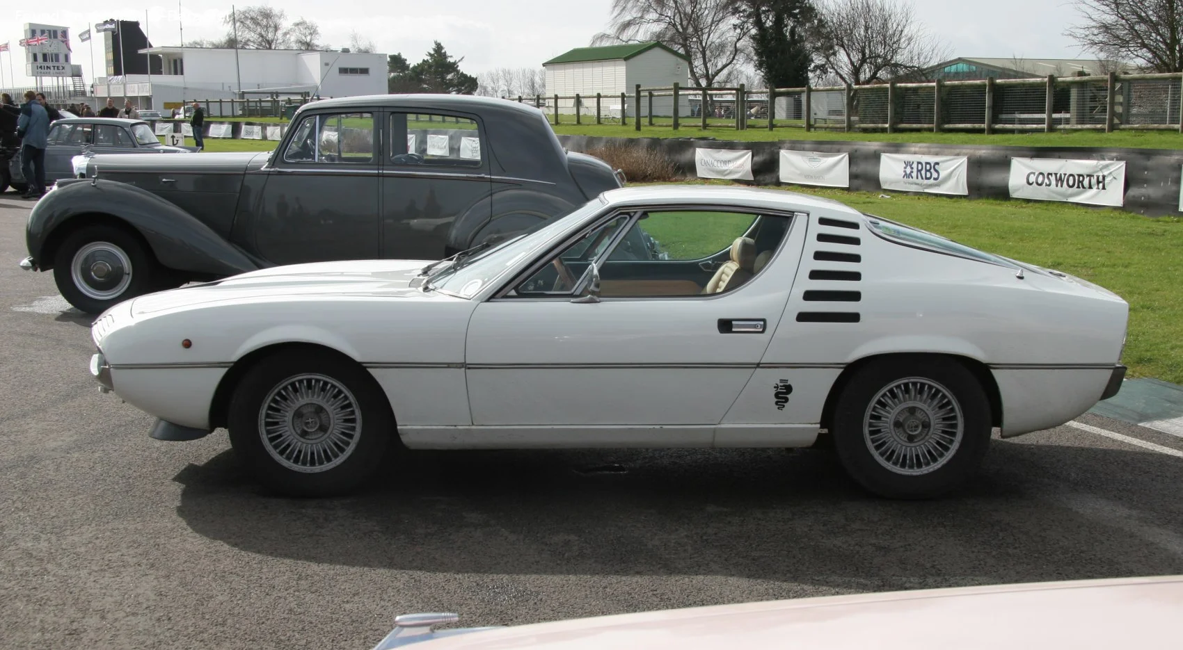 Alfa Romeo Montreal 2.6 (194 Hp)1970 - 1977 thumbnail 12