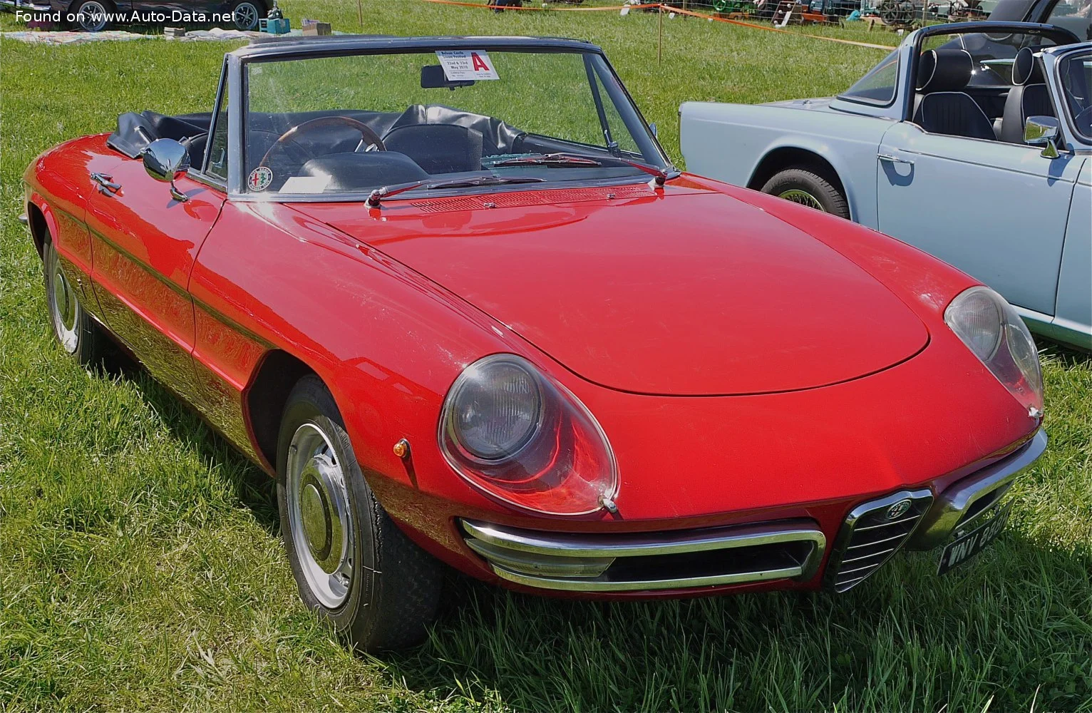 Alfa Romeo Spider 1300 (88 Hp)1968 - 1969 thumbnail 2