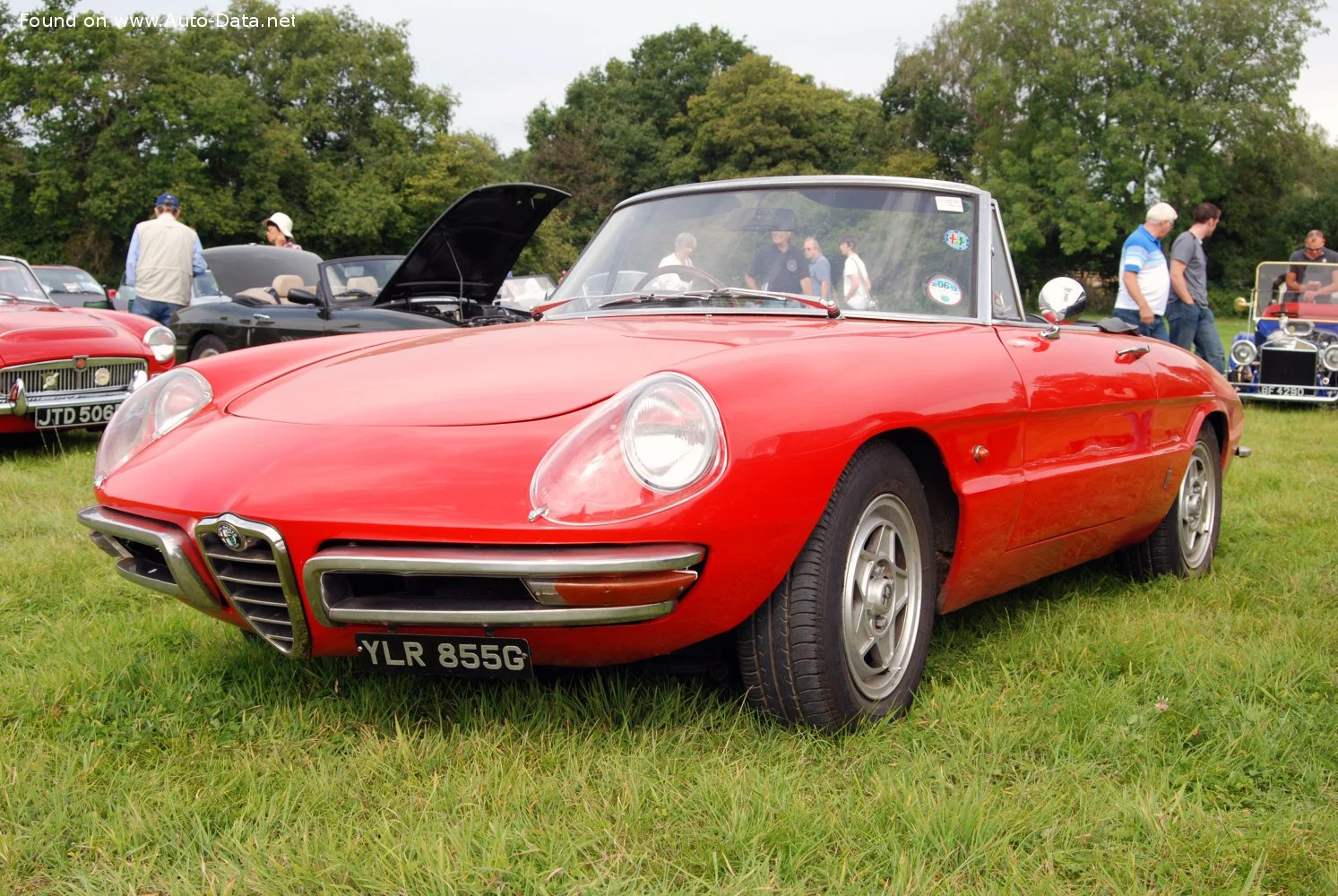 Alfa Romeo Spider 1300 (88 Hp)1968 - 1969 thumbnail 7