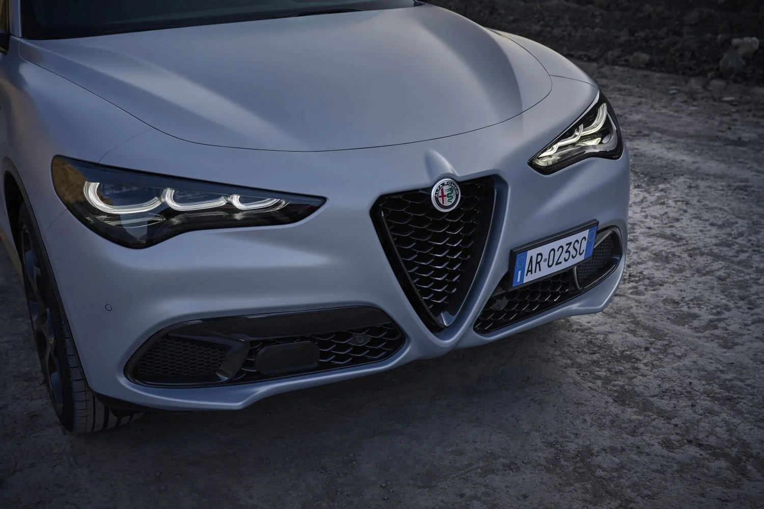 Alfa Romeo Stelvio 2.0 Turbo (280 Hp) Q4 Automatic2022 - thumbnail 9